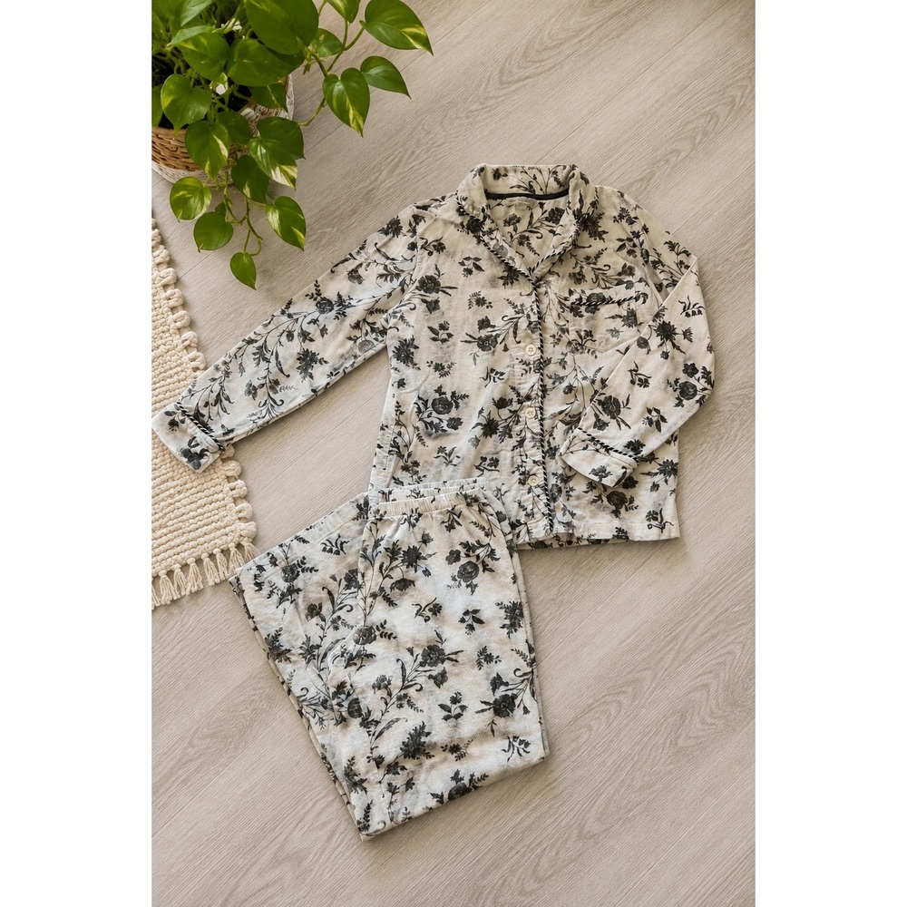 Carole Hochman White Floral Flannel‎ Pajama Set Soft Cozy Cotton Lounge Hygge S